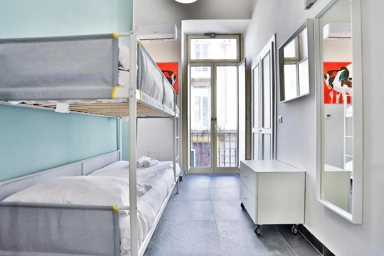 La Finestra Su Garibaldi Apartment Naples 0*,  Italy