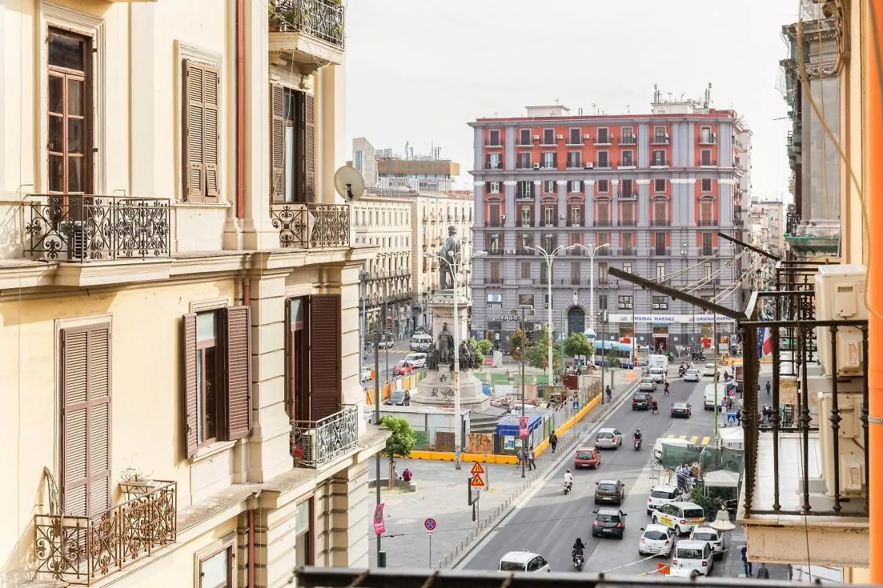 La Finestra Su Garibaldi Apartment Naples