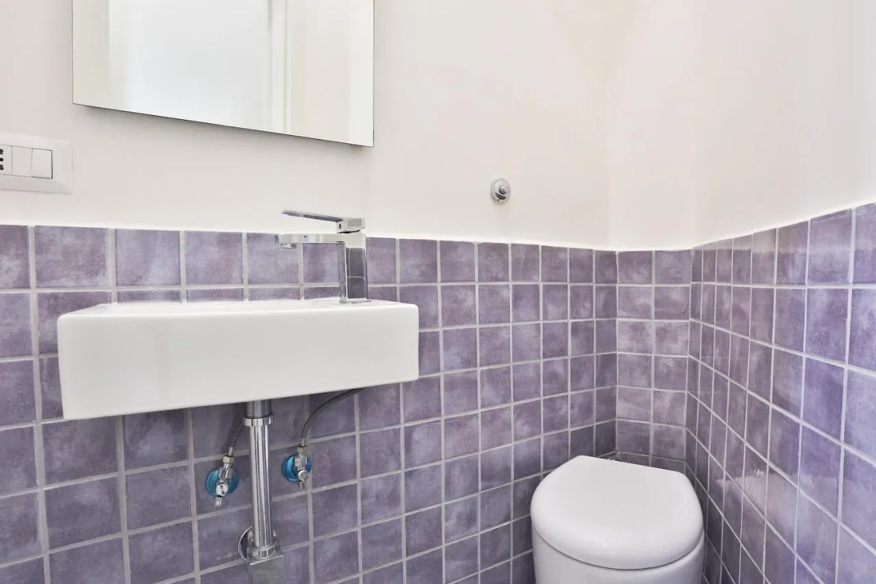 La Finestra Su Garibaldi Apartment Naples Italy